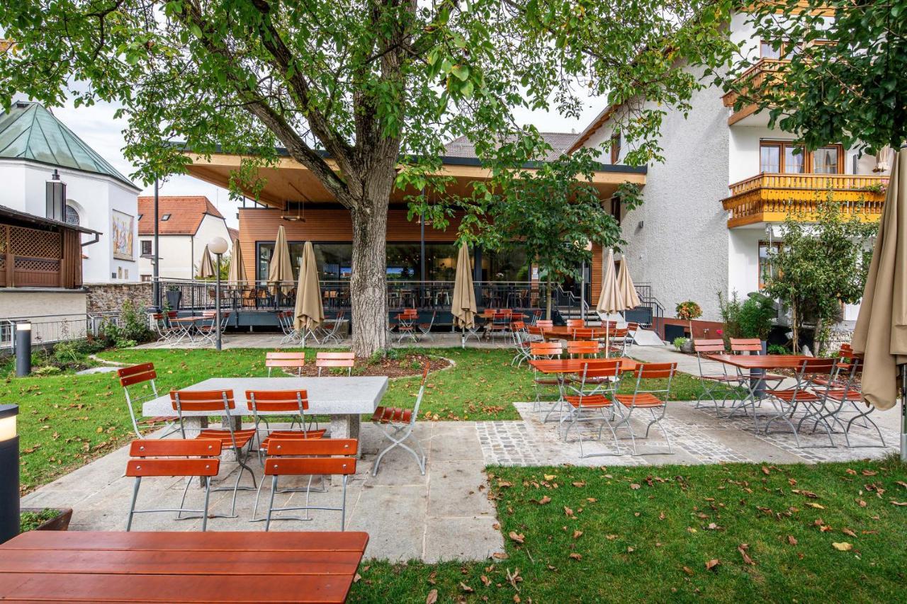Landgasthof Moser & Restaurant Bootshaus Windorf  المظهر الخارجي الصورة