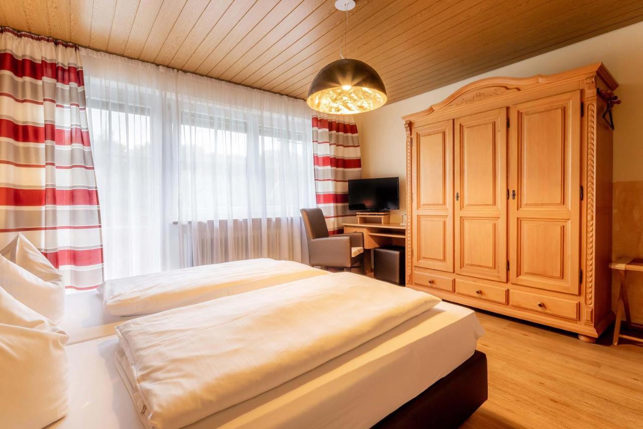 Landgasthof Moser & Restaurant Bootshaus Windorf  المظهر الخارجي الصورة