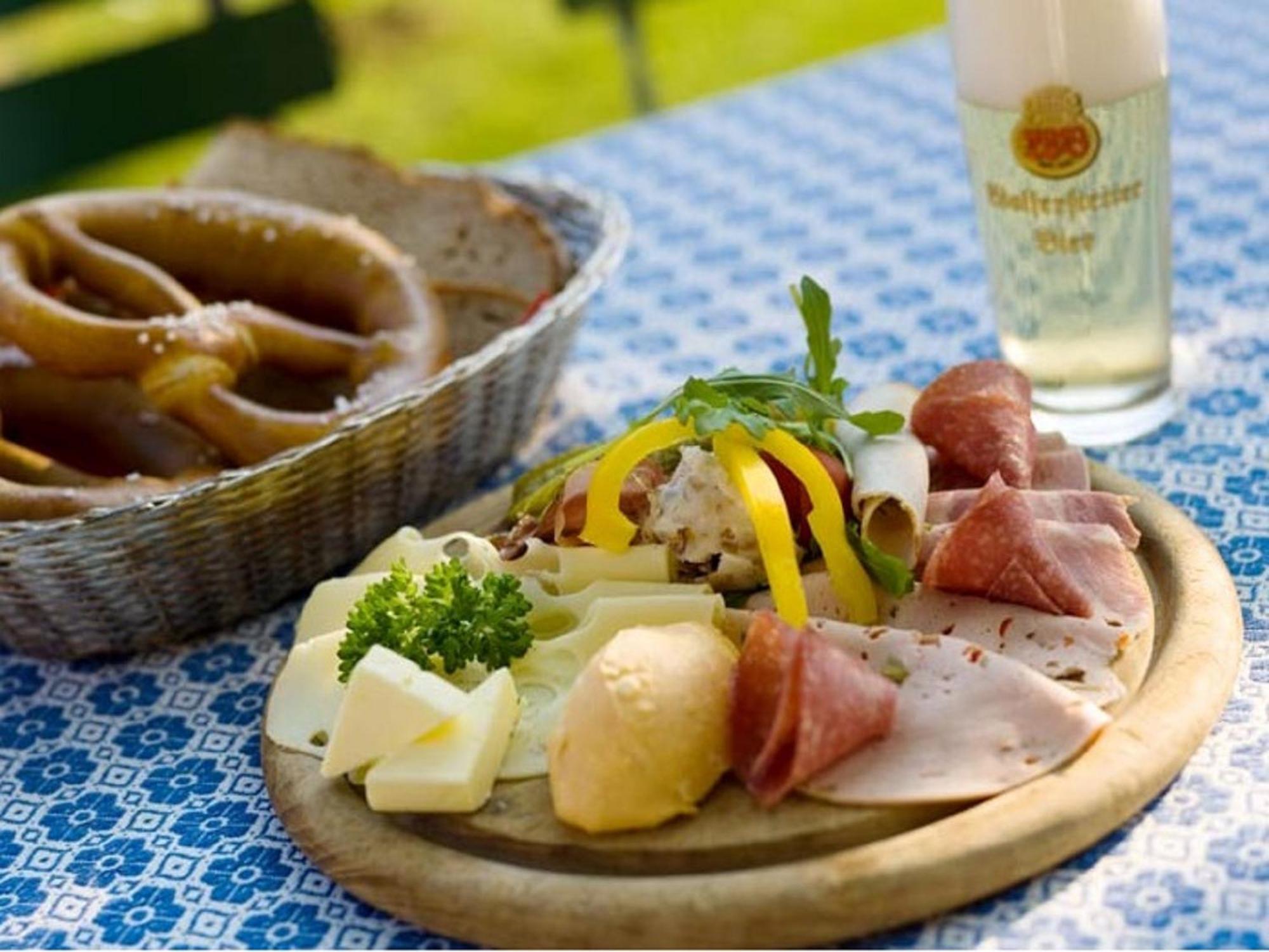 Landgasthof Moser & Restaurant Bootshaus Windorf  المظهر الخارجي الصورة
