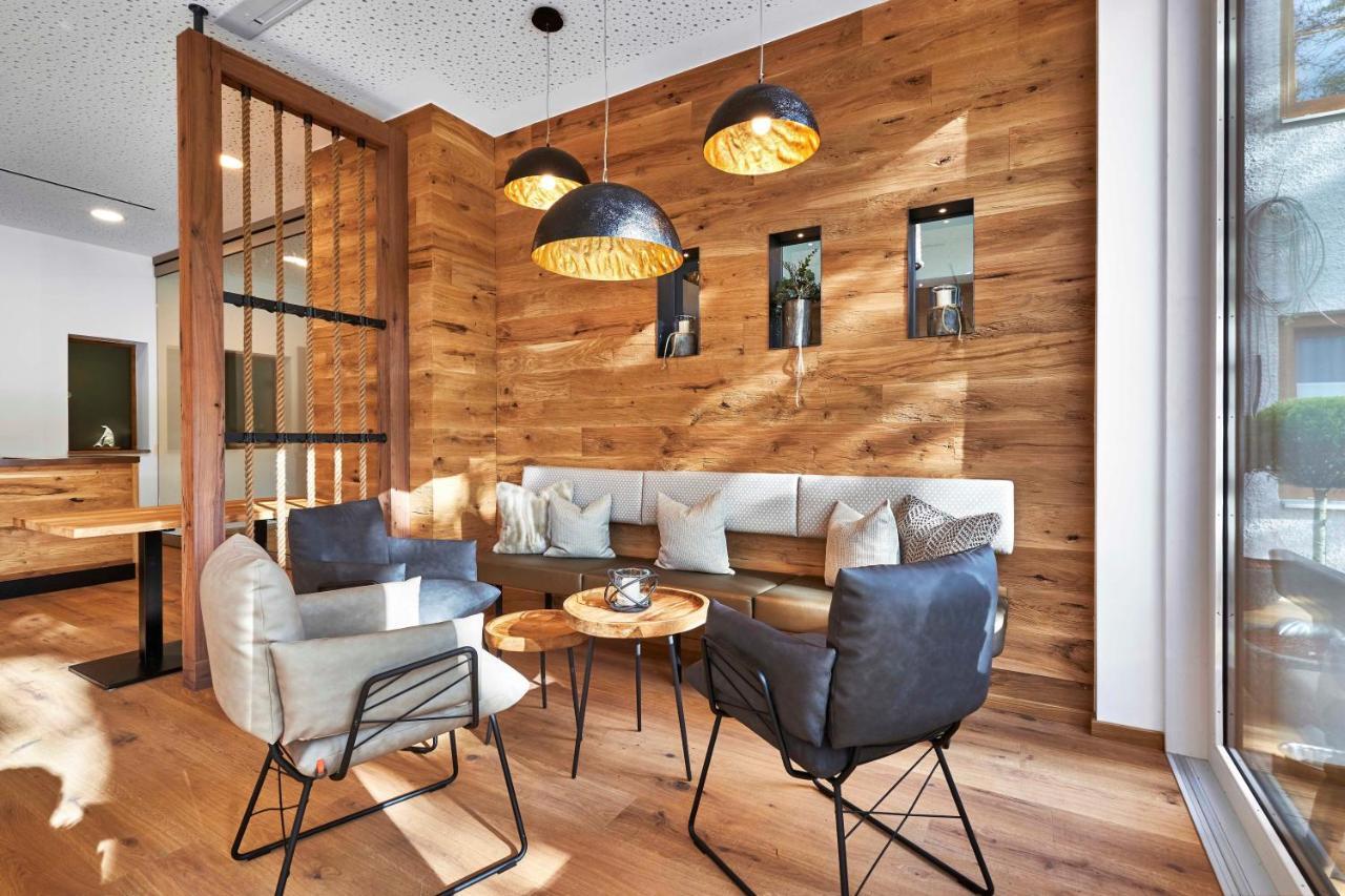 Landgasthof Moser & Restaurant Bootshaus Windorf  المظهر الخارجي الصورة