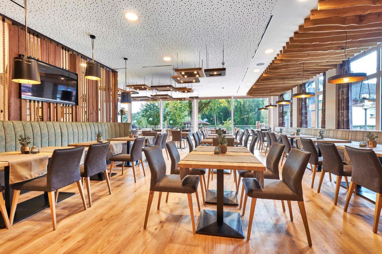 Landgasthof Moser & Restaurant Bootshaus Windorf  المظهر الخارجي الصورة